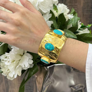 กำไลข้อมือพลอยเทอร์ควอยซ์ขนาดกว้าง18K ชุบทองปรับได้กำไลข้อมืออัญมณีขนาดใหญ่ทำด้วยมือ - Product Image 4