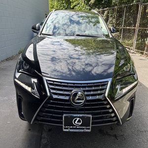 2021 L-e-x-u-s N X 300 AWD faible kilométrage et prix abordable en stock prêt pour l'expédition - Product Image 1