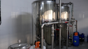Proyecto de Embotellado de Agua Mineral Fabricado en India, Planta de Ósmosis Inversa de Alto Rendimiento con Capacidad de Procesamiento de 12000 Litros por Hora - Product Image 5