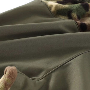 ชุดยุทธวิธีลายพราง สวมใส่สบาย ระบายอากาศได้ดี เหมาะสำหรับงานกลางแจ้ง รับผลิตตามแบบ พร้อมบริการสกรีนโลโก้ รับผลิตแบบ OEM ODM ขายส่งจำนวนมาก - Product Image 6