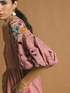 ชุดเดินชายหาดของผู้หญิงผ้าคอตตอนความยาวปานกลางแนววินเทจปักลายดอกไม้100% มีกระเป๋าสำหรับฤดูร้อน - Product Image 3