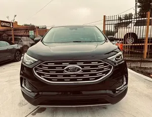 Ford Edge 2022 en parfait état - Product Image 1