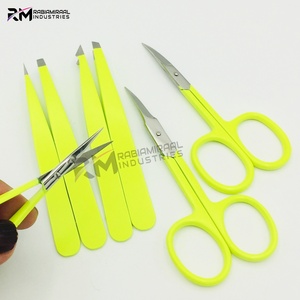 ชุดแหนบคิ้ว RMI รุ่นยอดนิยม สีเหลืองเคลือบผง / ปลายสีเงิน / สำหรับเล็บ / หนังกำพร้า / กรรไกรสปริง - Product Image 4
