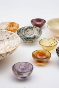 ROTURA Personalizar Colorido Hecho a mano Mejor calidad Cuenco de resina completo con base para chocolate, dulces, dulces y joyas - Product Image 5