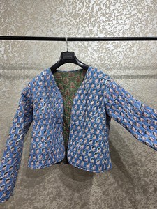 Chaqueta acolchada de algodón con estampado de bloque de mano indio para mujer, nuevo estilo transpirable y tejido con decoración de bolsillo para otoño - Product Image 2