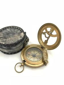 Wholesale 60mm Mini Leather Brass Marine Shockproof Lightweight <b>Compass</b> with Pointer Dial for Promotional Gifts and Travel Use - Product Image 4