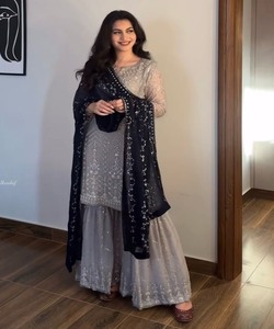 Ramadan musulman modeste robe Style robes Abaya ligne grande taille longue motifs formels mode costume dubaï femmes fête haut bas - Product Image 4