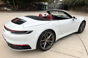 Porsche 911 Carrera S Cabriolet d'occasion 2022, conduite à gauche/droite - Product Image 4