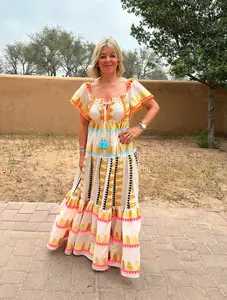 แฟชั่นฤดูร้อนเหนือกาลเวลาสำหรับผู้หญิง ชุดเดรสยาว คอเหลี่ยม แขนสั้น เหมาะสำหรับใส่ไปรีสอร์ท งานปาร์ตี้ ชุดเดรสทอมือสไตล์อินเดีย ลายทอแบบวี - Product Image 2