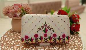 Bolso de Mano Tipo Clutch con Bordado de Cuentas y Diamantes, Clutch de Novia, Clutch Clásico con Trabajo Pesado, Bolso Tipo Caja con Cadena - Product Image 4