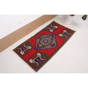 พรมขนาด 1.8x3.37 ฟุต, พรมตุรกีขนาดเล็ก, พรมลายอิคัตสีแดง - Product Image 4