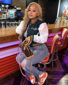 2025 Winter Custom Varsity Jacket for <b>Women</b> Men Breathable Cotton Fleece High Street Style Cropped Leather <b>Coat</b> Letterman Design - Product Image 5