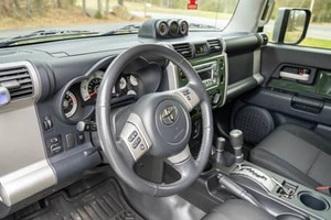 OFFRE SPÉCIALE TO-YO-TA FJ CR-UI-SER 2013 TRANSMISSION AUTOMATIQUE V6 CYLINDRES SIÈGES EN CUIR - Product Image 4