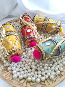 กล่องของขวัญงานแต่งงาน dholki shagun ตกแต่งกล่องเงินเครื่องประดับและกล่องผลไม้แห้งหลากสีสำหรับงานแต่งงานและงานเฉลิมฉลอง - Product Image 3