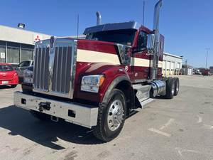 รถบรรทุก Kenworths W900 Sleeper Semi Truck ปี 2020-2024 - ห้องนอนแบบ Flat Top ขนาด 54 นิ้ว, เครื่องยนต์ Cummins 400 แรงม้า, เกียร์ธรรมดา 18 สปีด รถบรรทุกมือสอง - Product Image 6
