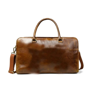 Bolsa de Viaje de Fin de Semana de Cuero con Cierre de Cremallera, Bolsa de Viaje Resistente de Color Marrón, Estilo Artesanal - Product Image 3