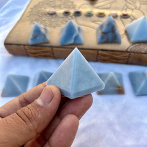 Pirámide curativa de anjolita pulida, piedra de energía espiritual de amor para meditación Reiki, artesanía de piedra semipreciosa para decoración del hogar - Product Image 1