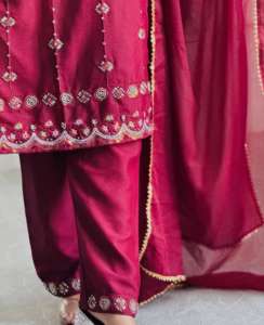 Readymade Ladies Kurta <b>Kurti</b> at Wholesale Price From India - Product Image 3