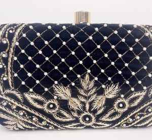 2022ใหม่พรรคแฟชั่นแต่งงาน Bling คลัทช์กระเป๋ากระเป๋าผู้หญิงถุงเย็นกำมะหยี่สีดำสีเงินสีทอง OEM สไตล์สแน็ปรูปแบบ - Product Image 3