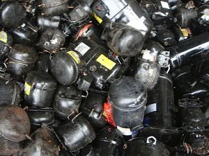 Suministro a granel de compresores de aire acondicionado usados de grado HMS, en forma de lomo, 50 kg, modelo 3455678909, marca Ac Compressor Scrap Origin - Product Image 3