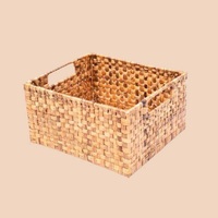 Matériel de paille d'herbe de mer panier de rangement d'herbe de mer tissé à la main de haute qualité porte-vin de table panier de fleurs en rotin