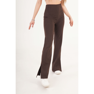 Pantalones Acampanados con Abertura Lateral Color Marrón para Mujer LUSTRIN - Elegantes Pantalones de Mezcla de Viscosa al por Mayor para Oficina y Uso Casual - Product Image 4