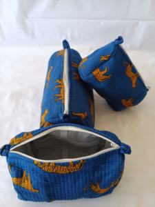 Women's Bohemian Quilted Cotton Tote Beach <b>Pouch</b> Ostrich Pattern Medium Capacity with Large Zipper Closure Fashion Style Bag - Product Image 4