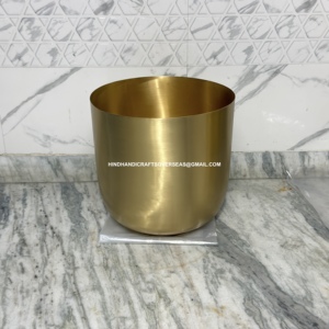 Frascos de Latón Premium para Velas - Recipientes Ecológicos Resistentes al Calor para Cera de Soja, Tamaño Personalizable, Empaque de la Mejor Calidad, Acabado Cepillado, Pascua - Product Image 6