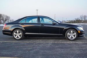 รถยนต์มือสอง Mercedes-Benz S550 4Matic ปี 2010 ไม่มีราคาขั้นต่ำ เครื่องยนต์ 5.5 ลิตร V8 ระบบขับเคลื่อนสี่ล้อ รุ่น Premium 2 Package ไม่ได้ดัดแปลง - Product Image 2