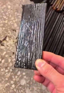 กรอบแว่นตาทำจากเขาควายสีแดง แผ่นเขาควายธรรมชาติ รูปทรงสี่เหลี่ยมผืนผ้า ผลิตในอินเดีย กรอบแว่นตาสำหรับทุกเพศ - Product Image 3