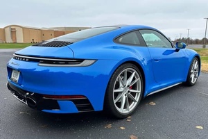รถยนต์มือสอง <span class=keywords><strong>Porsche</strong></span> <span class=keywords><strong>911</strong></span> <span class=keywords><strong>Carrera</strong></span> <span class=keywords><strong>4S</strong></span> Coupe ปี <span class=keywords><strong>2022</strong></span> พร้อมอุปกรณ์ครบครัน จัดส่งทั่วโลก - Product Image 5