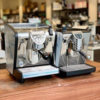 Machine à café expresso italienne neuve, produit très demandé en gros, disponible pour l'expédition, achetez une machine à café commerciale à prix avantageux