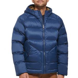 Veste matelassée en gros OEM, design brillant en polyester, mode de luxe, veste d'hiver rembourrée russe, veste à carreaux pour hommes - Product Image 1