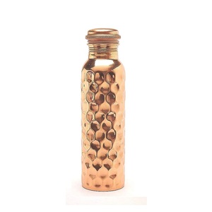 Bouteille d'eau en cuivre 100% unisexe avec diamant martelé avec logo personnalisable Designer direct pour homme et femme - Product Image 6