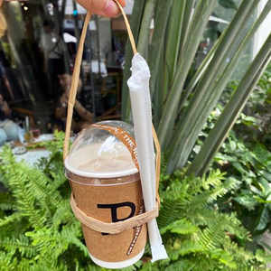 Porte-boisson en bambou du Vietnam avec poignée pour l'utilisation de jus de thé au café et de boissons - Product Image 1