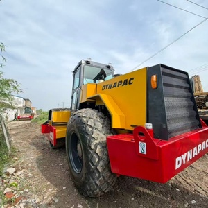 Compacteur vibrant d'occasion Dynapac CA301D, équipement de construction routière, moteur puissant, prêt à être expédié - Product Image 6