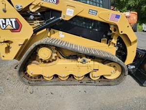 Used 2024 CAT 25903 Skid Steer Loader Backhoe Loader Crawler Compact Track Loader Front Bucket Huade Hydraulic Pump Engine - Product Image 3