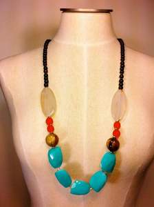 Collier de perles en résine de style vintage personnalisable OEM en forme de boule et chaîne de corde de différentes couleurs - Product Image 3