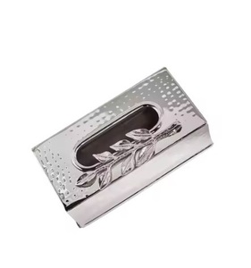 Boîte à serviettes rectangulaire en métal argenté brillant pour décor d'espaces commerciaux, porte-mouchoirs exquis en gros pour hôtel et bureau - Product Image 3