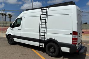 Mercedes-Benz Sprinter 2500 Turbodiesel V6 2013 Usada en Excelentes Condiciones - Product Image 4