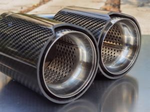 Embout de silencieux à <span class=keywords><strong>double</strong></span> <span class=keywords><strong>sortie</strong></span> noir en acier inoxydable universel M performance embouts d'échappement en fibre de carbone pour la série <span class=keywords><strong>BMW</strong></span> <span class=keywords><strong>1</strong></span> paire - Product Image 6