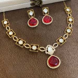 Conjunto de collar con aspecto de piedra chapada en oro Kundan fino de alta calidad de diseñador, pendientes para mujer, joyería de diseñador para ropa de boda - Product Image 1
