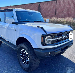 Ford Bronco Outer Banks Advanced 4WD 2021 d'occasion, conduite à gauche, 1-25000 milles - Product Image 1