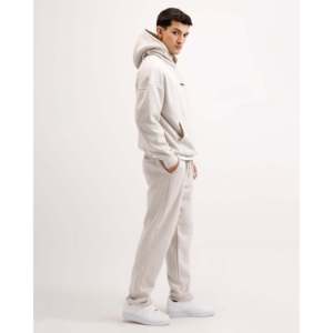 Sweat à capuche essentiel personnalisé gris cendré clair taille XXS 100% coton French Terry lavage enzymatique broderie 3D sérigraphie - Product Image 2
