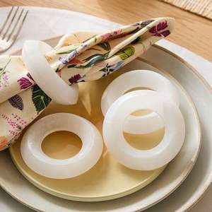 Nouvelle conception tendance, anneau de serviette en marbre vintage pour la décoration de table traditionnelle, apportant un charme classique à la salle à manger - Product Image 3