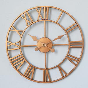 Reloj de Pared Geométrico de Metal Analógico de Cuarzo para Decoración de Oficina Moderna con Números Romanos de Varios Tamaños - Product Image 6