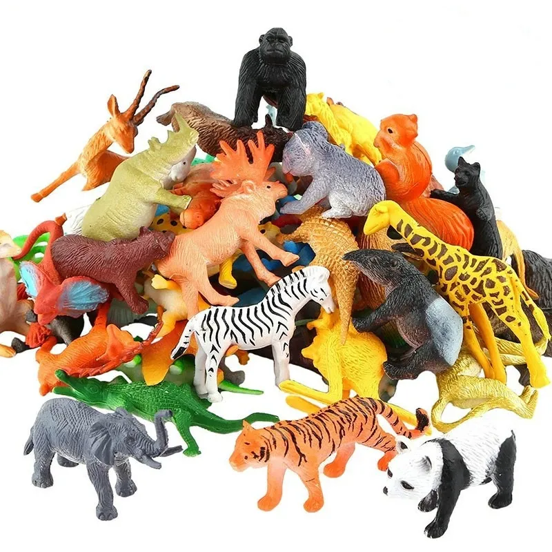 Commercio all'ingrosso 53 pezzi set Mini Animal World Zoo Model Figure Action Toy Set Cartoon Simulation Animal personalizzato