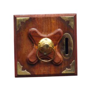 Tirelire en bois faite à la main de haute qualité écologique avec incrustations décoratives en laiton et serrure à clé sécurisée pour les économies et la décoration intérieure - Product Image 6