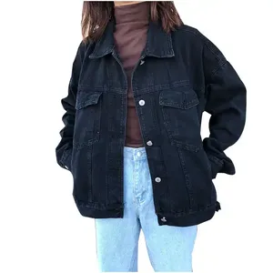 Chaqueta vaquera negra para mujer con bordes deshilachados y detalles de botones llamativos para un aspecto de calle urbana - Product Image 5