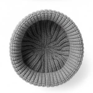 Bonnets pour hommes en gris à logo personnalisé très demandés pour l'hiver, style streetwear, bonnets en tricot confortables, style jacquard - Product Image 3